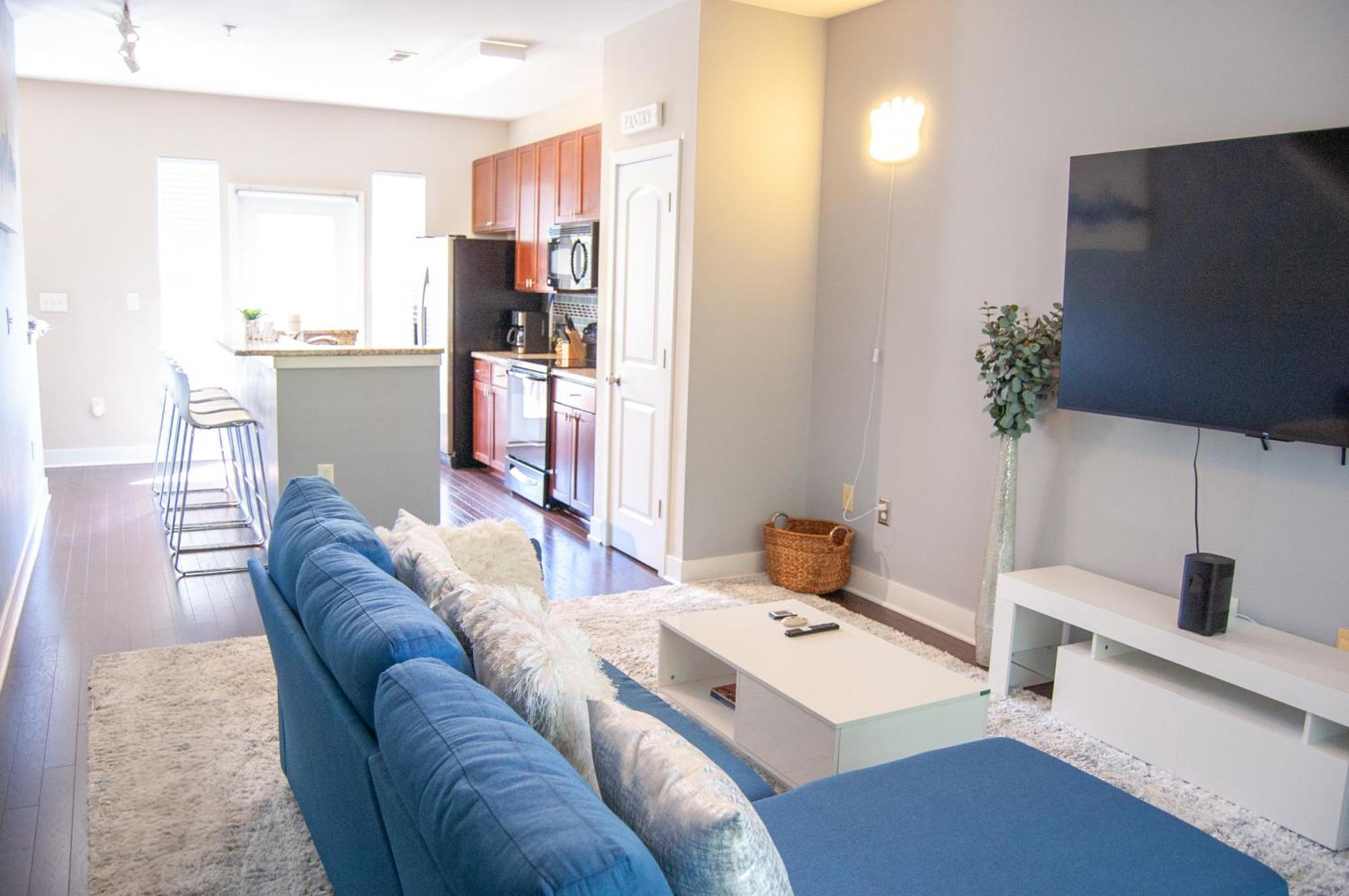 Modern Townhouse - 1 Min To Uptown Clt - Walk To Restaurants Charlotte Exterior photo