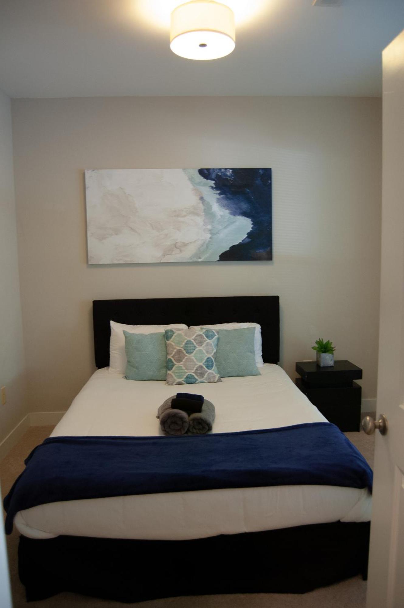 Modern Townhouse - 1 Min To Uptown Clt - Walk To Restaurants Charlotte Exterior photo